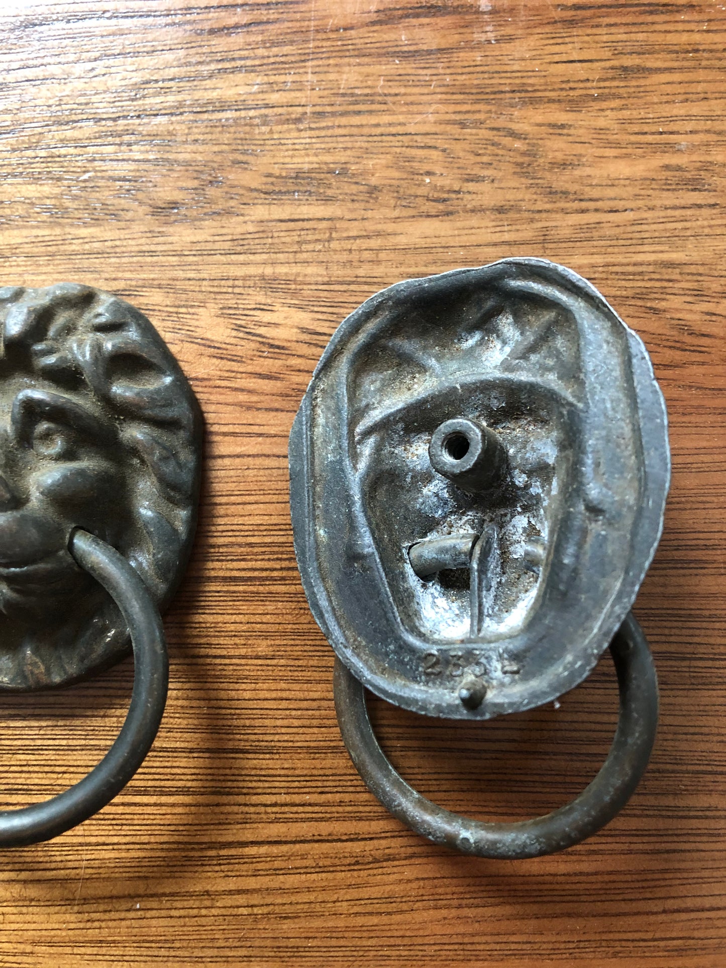 Vintage lion drawer pulls (set of 2)